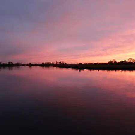 Vakantiehuis Aan Het Water *