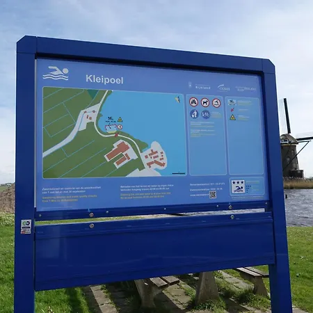 Aan Het Water *