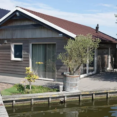 Vakantiehuis Aan Het Water *