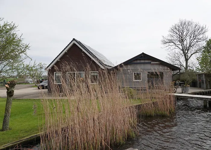 Aan Het Water * Rijpwetering